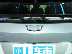 2022款  四驱高性能尊贵版