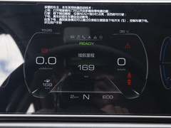 2022款 莫兰迪版 400km标准续航 尊贵型 磷酸铁锂
