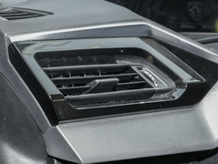2022款 1.6T 进取版