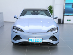 2022款 700km 长续航后驱版