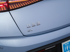 2022款 700km 长续航后驱版