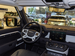 2023款 改款 90 3.0T P400 XS
