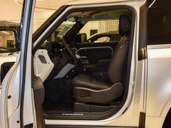 2023款 改款 90 3.0T P400 XS