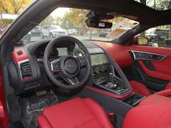 2023款 P300 硬顶版 R-DYNAMIC BLACK