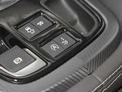 2023款 P300 硬顶版 R-DYNAMIC BLACK