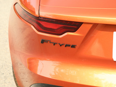 2023款 P300 敞篷版 R-DYNAMIC BLACK