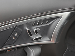 2023款 P300 敞篷版 R-DYNAMIC BLACK
