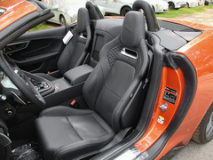 2023款 P300 敞篷版 R-DYNAMIC BLACK