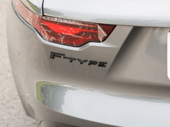 2023款 P300 敞篷版 R-DYNAMIC BLACK