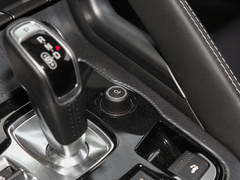 2023款 P300 敞篷版 R-DYNAMIC BLACK
