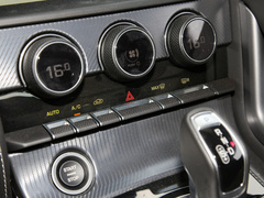 2023款 P300 敞篷版 R-DYNAMIC BLACK