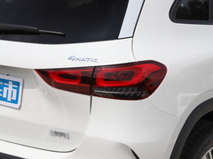 2022款 GLA 220 4MATIC