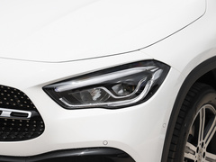 2022款 GLA 220 4MATIC