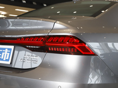 2022款 45 TFSI S-line 筑梦未来版