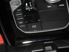 2022款  M40i