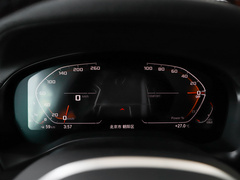 2022款  M40i