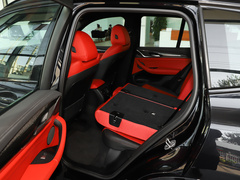 2022款  M40i