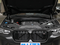 2022款  M40i