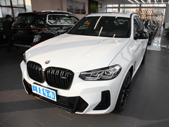 2022款  M40i