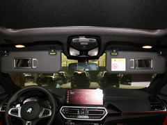 2022款  M40i