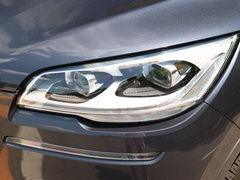 2022款 3.0T V6 四驱行政版