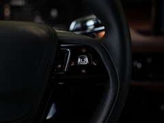 2022款 3.0T V6 四驱行政版