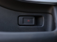 2022款 3.0T V6 四驱行政版