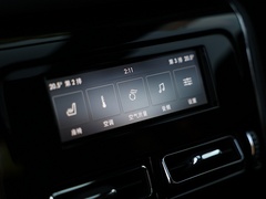 2022款 3.0T V6 四驱行政版