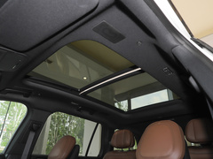 2022款 3.0T V6 四驱行政版