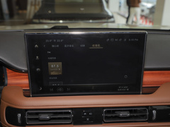 2022款 3.0T V6 四驱行政版