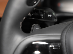 2022款 3.0T V6 四驱行政版