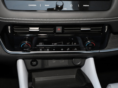 2023款 e-POWER 超混双电机四驱豪华版
