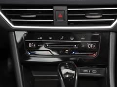 2023款 280TSI DSG超越版