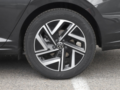 2023款 280TSI DSG超越版