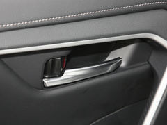 RAV4荣放 2022款 2.0L CVT两驱风尚Plus版