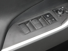 RAV4荣放 2022款 2.0L CVT两驱风尚Plus版