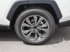 2022款 2.0L CVT两驱风尚Plus版