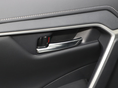 2022款 2.0L CVT两驱风尚Plus版