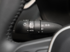 2022款 2.0L CVT两驱风尚Plus版