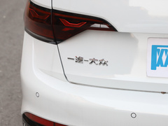 2023款 200TSI DSG超越版
