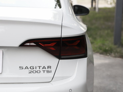 2023款 200TSI DSG超越版