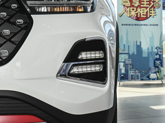 2022款 超级英雄版 1.5T CVT时尚型