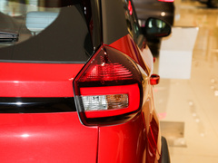 2022款 PLUS 1.5L CVT时尚版
