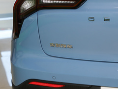2023款 401KM 玲珑虎 5座