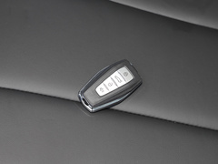 2023款 401KM 玲珑虎 5座