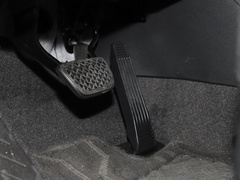 2023款 2.0L CVT两驱都市版