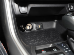 2023款 2.0L CVT两驱都市版