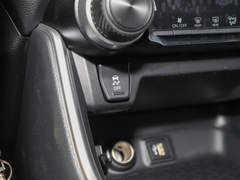 2023款 2.0L CVT两驱都市版