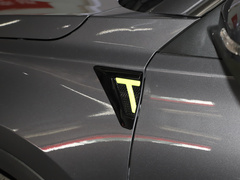 2022款 1.5T CVT 贵妃黄限定版 尊贵型