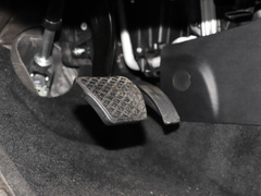 2022款 1.5T CVT 贵妃黄限定版 尊贵型